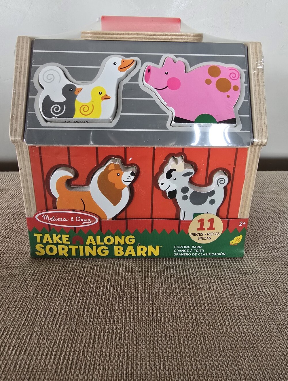Melissa & Doug Take-Along Sorting Barn - Pink, Red, Orange, White 11 Pieces